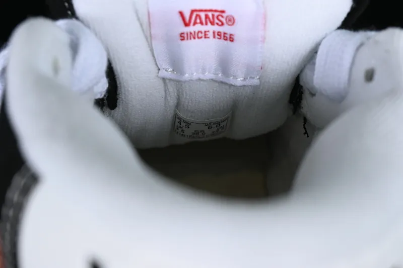 All categories Vans Vans series Vans Mid Vans Zhongbang Vans Knu Skool Vans official fat version of mid-top bread shoes VN000CQ96BTR